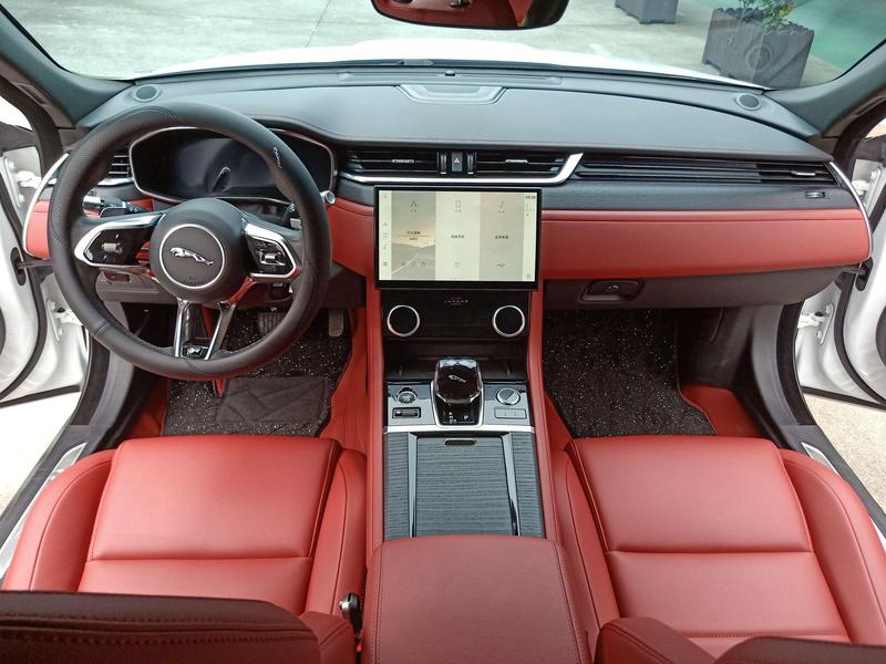 Jaguar XF L, 2022 — фото 8 из 12