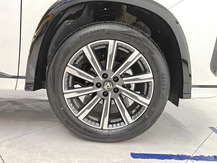Changan CS75 Plus, 2025 — фото 6 из 9