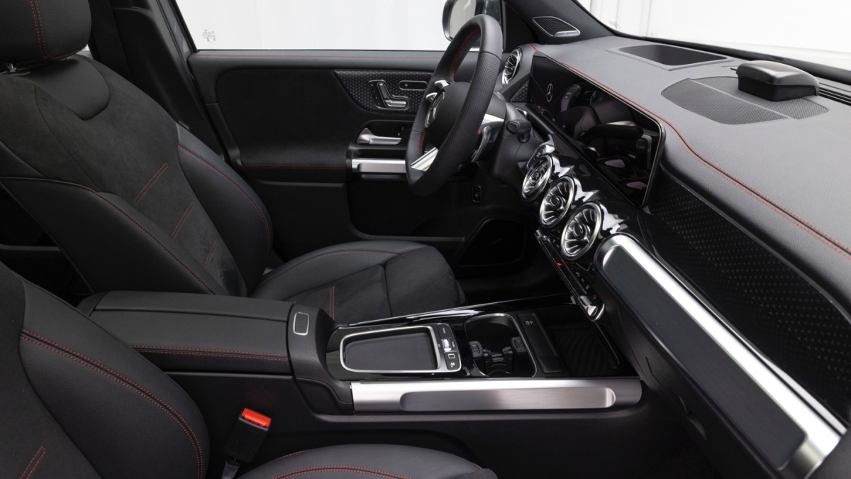 Mercedes-Benz EQB, 2025 — фото 9 из 12