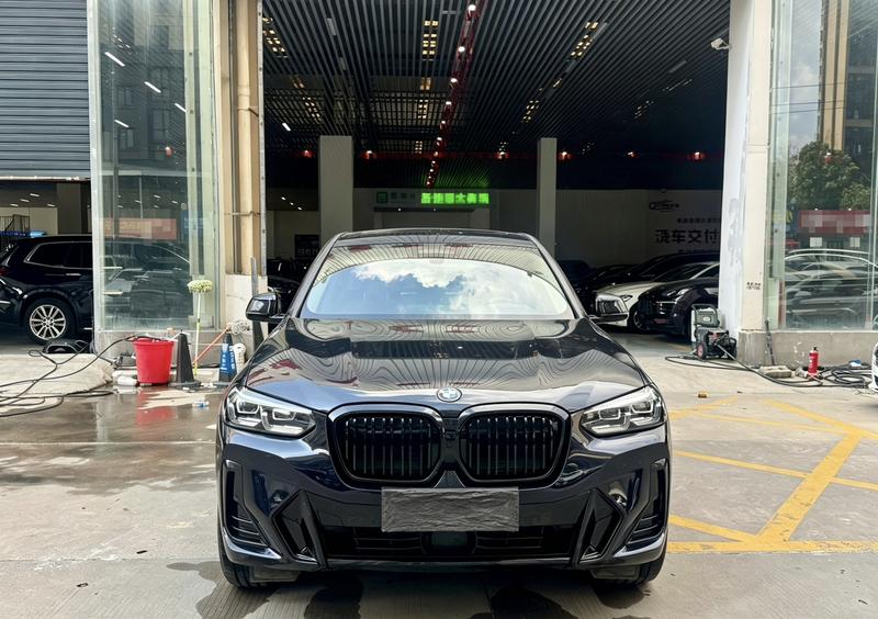 BMW iX3, 2024 — фото 2 из 11