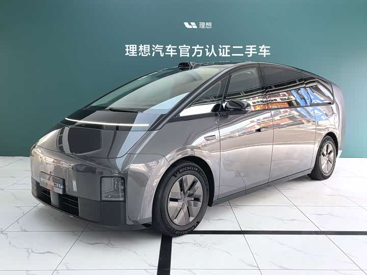 LiXiang Mega, 2023 — купить в Ульяновске под ключ