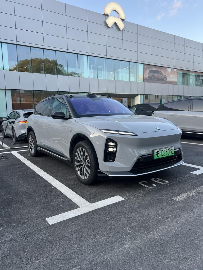 Nio ES6, 2025 — фото 3 из 10