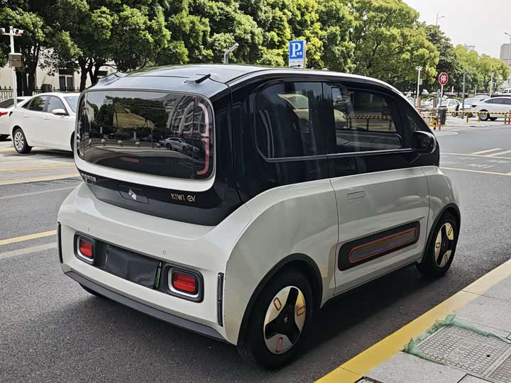 Baojun KiWi EV, 2022 — фото 9 из 9
