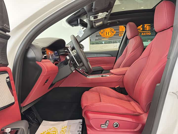 Maserati Grecale, 2023 — фото 7 из 9