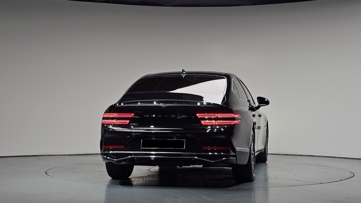 Genesis G80, 2024 — фото 4 из 12