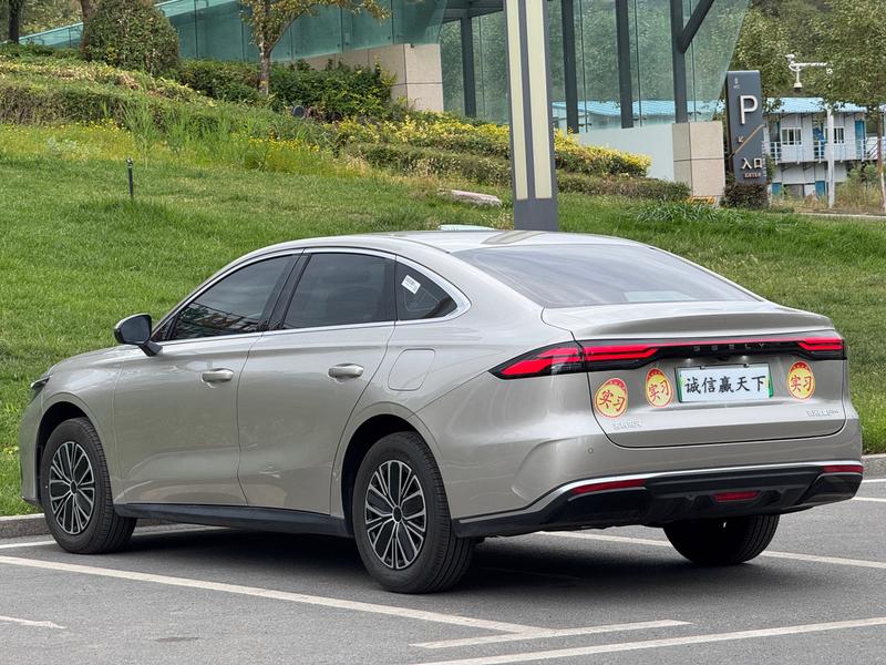 Geely Galaxy Starshine 6, 2025 — фото 4 из 12