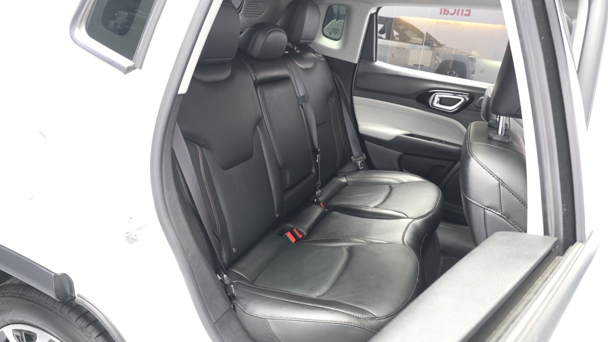 Jeep Compass, 2022 — фото 10 из 12