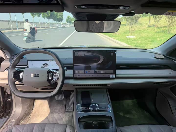 Geely Galaxy Starshine 8 EM-i, 2025 — фото 6 из 9