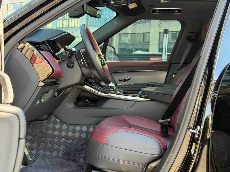 Land Rover Range Rover Sport, 2025 — фото 10 из 12