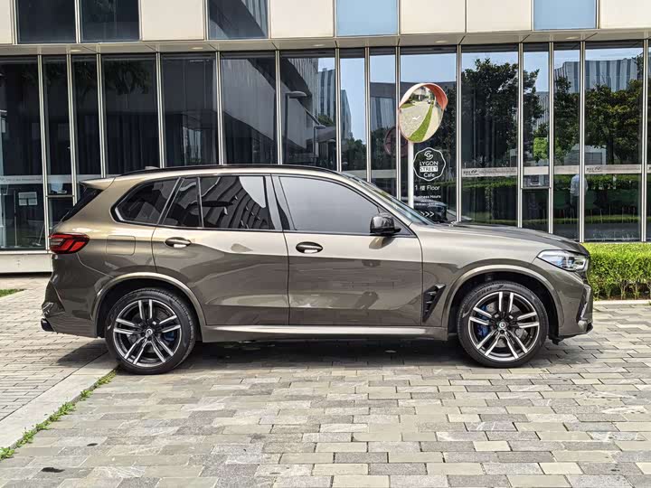 BMW X5 M, 2023 — фото 5 из 9