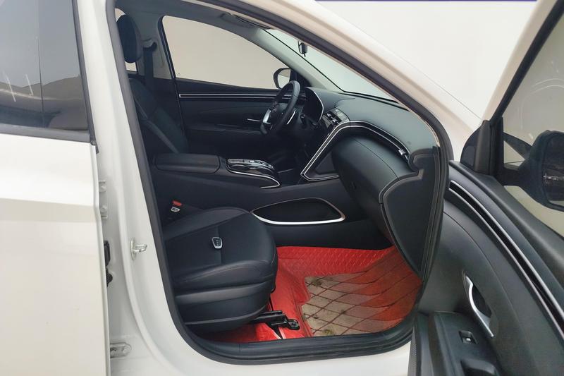 Hyundai Tucson L, 2023 — фото 10 из 12