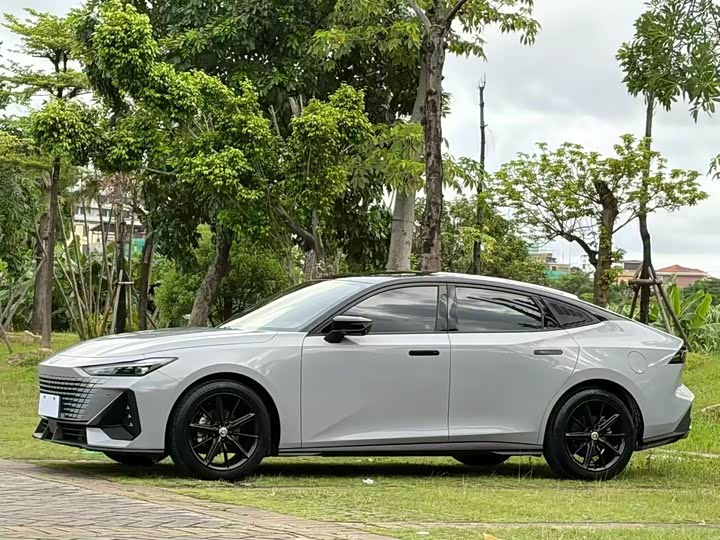 Changan UNI-V, 2022 — купить в Калуге под ключ