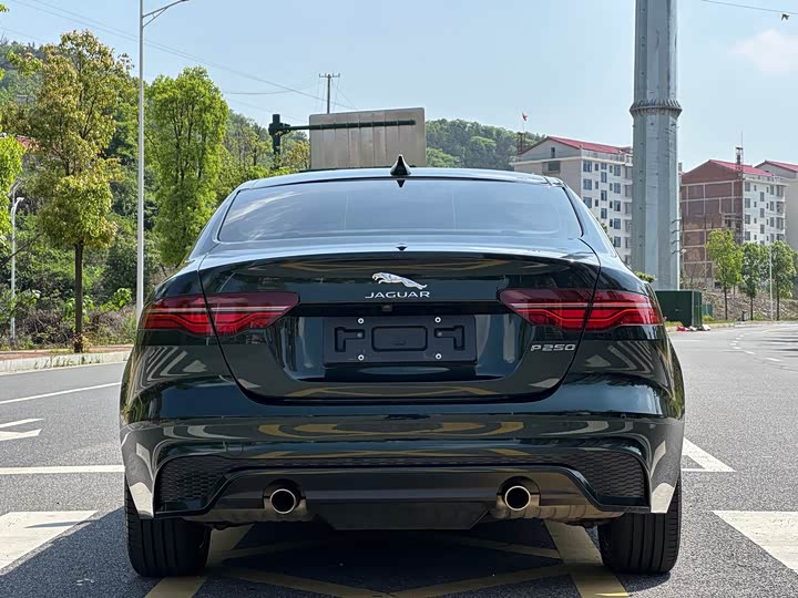 Jaguar XE L, 2023 — фото 5 из 9