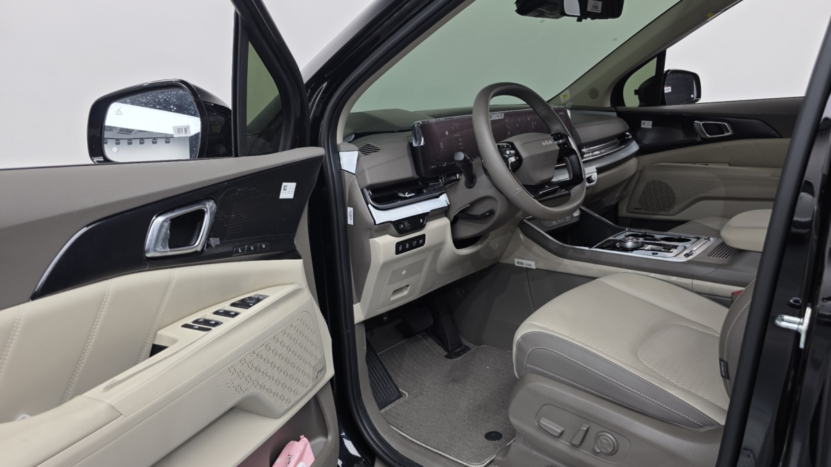 Kia Carnival, 2026 — фото 9 из 12