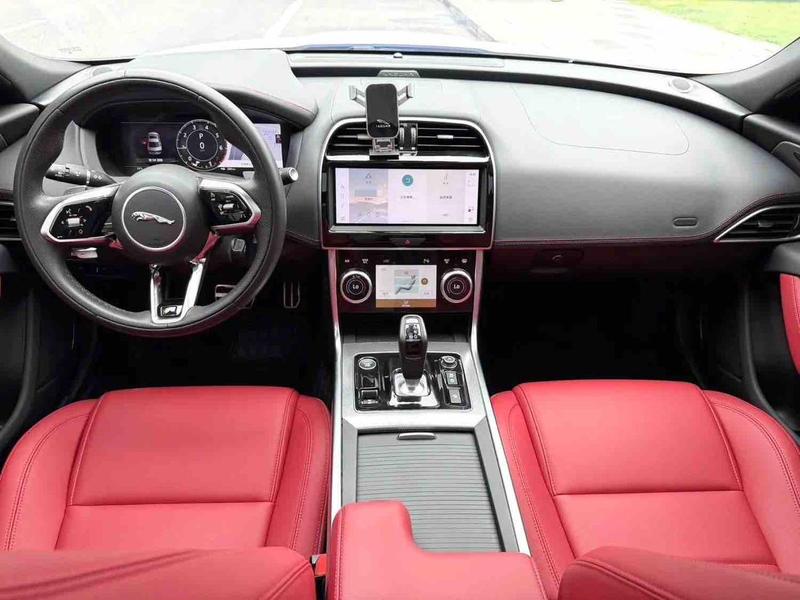 Jaguar XE L, 2022 — фото 7 из 10