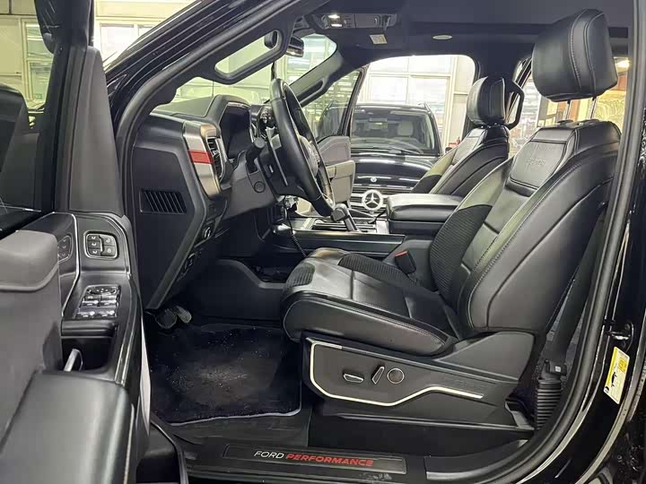 Ford F-150 Raptor, 2023 — фото 4 из 9