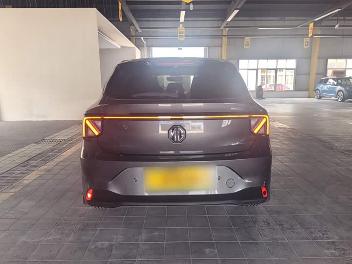 MG Motor 4 EV, 2025 — фото 6 из 9