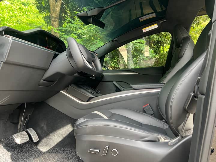 Tesla Model X, 2023 — фото 8 из 9