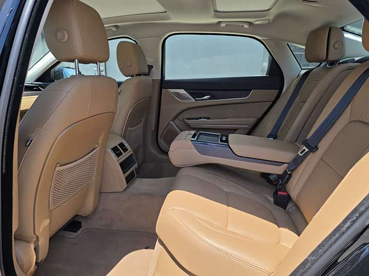 Jaguar XF L, 2025 — фото 9 из 9