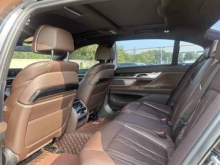 BMW 7 Series, 2021 — фото 10 из 11