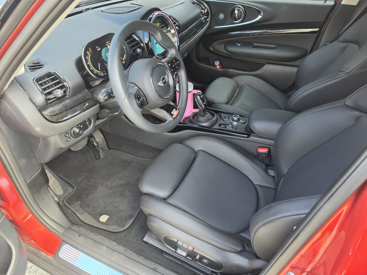 Mini Clubman, 2022 — фото 9 из 12