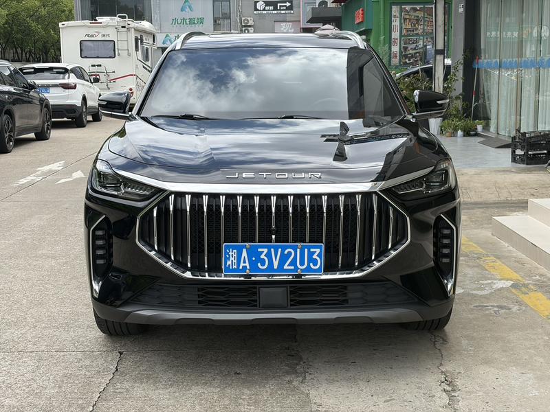 Jetour X70 Plus, 2023 — фото 2 из 12