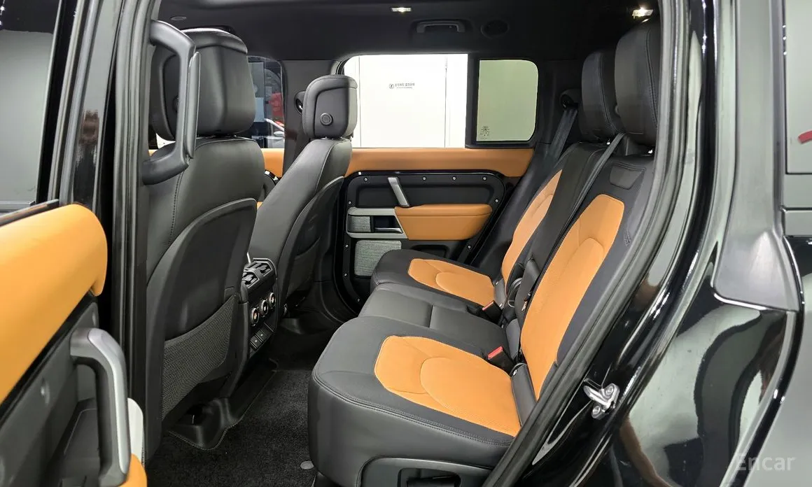 Land Rover Defender, 2023 — фото 12 из 12