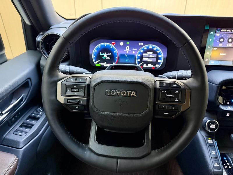 Toyota Prado, 2025 — фото 9 из 12