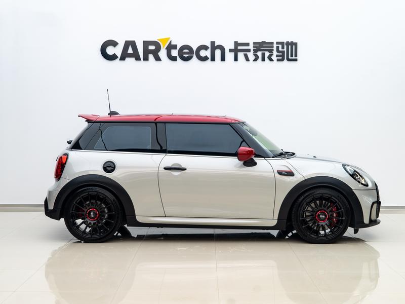 Mini Mini JCW, 2022 — фото 6 из 12
