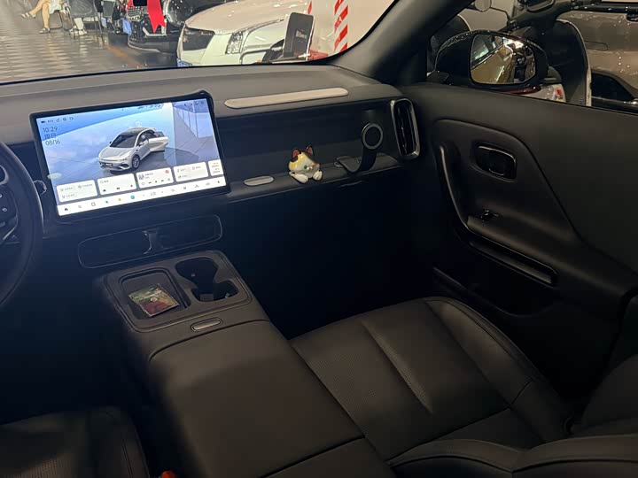 Leapmotor Lafa5, 2025 — фото 7 из 9