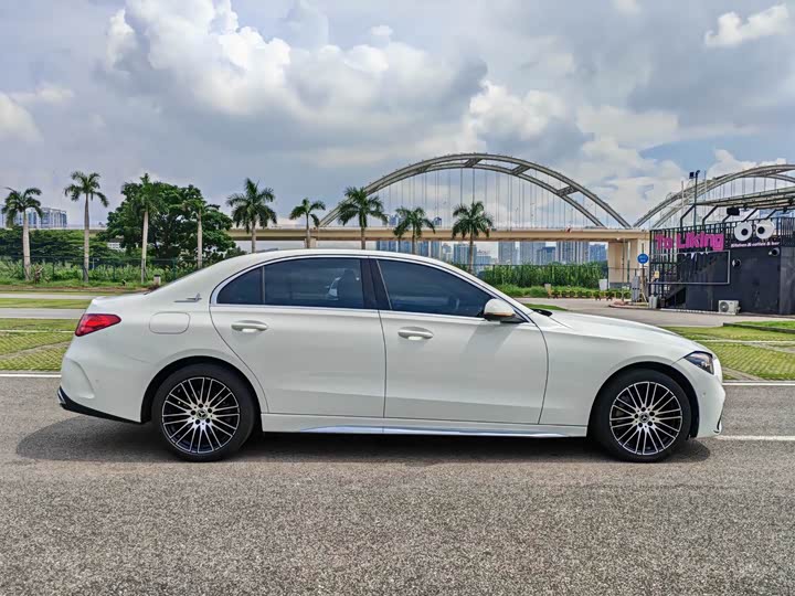 Mercedes-Benz C-Class, 2022 — фото 7 из 9
