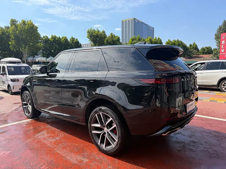 Land Rover Range Rover Sport, 2025 — фото 4 из 9