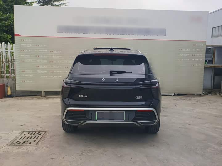 Hongqi HS3 Hybrid, 2025 — фото 6 из 9