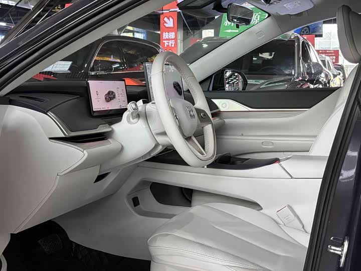 Buick Electra L7, 2025 — фото 6 из 9