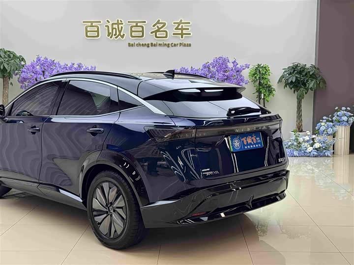 Nissan Ariya EV, 2023 — фото 8 из 9