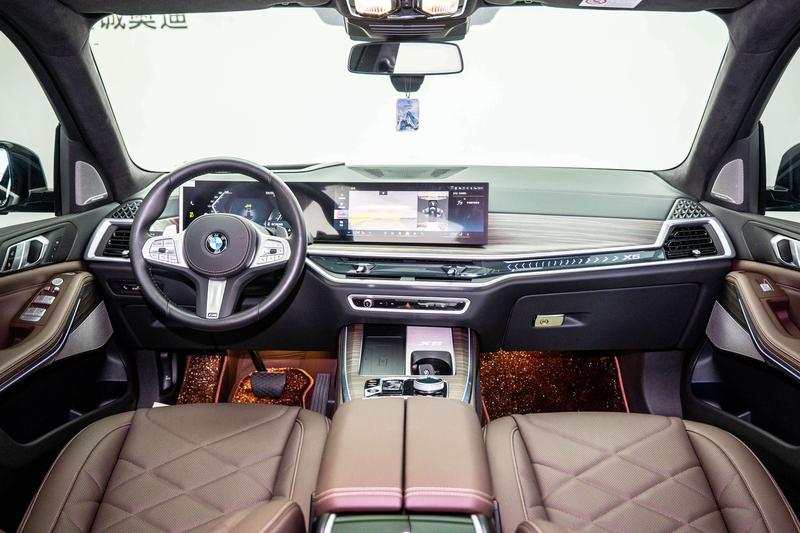 BMW X5, 2025 — фото 7 из 12
