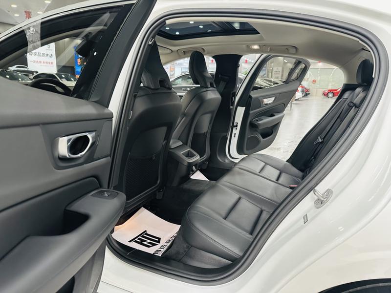 Volvo S60, 2023 — фото 11 из 12