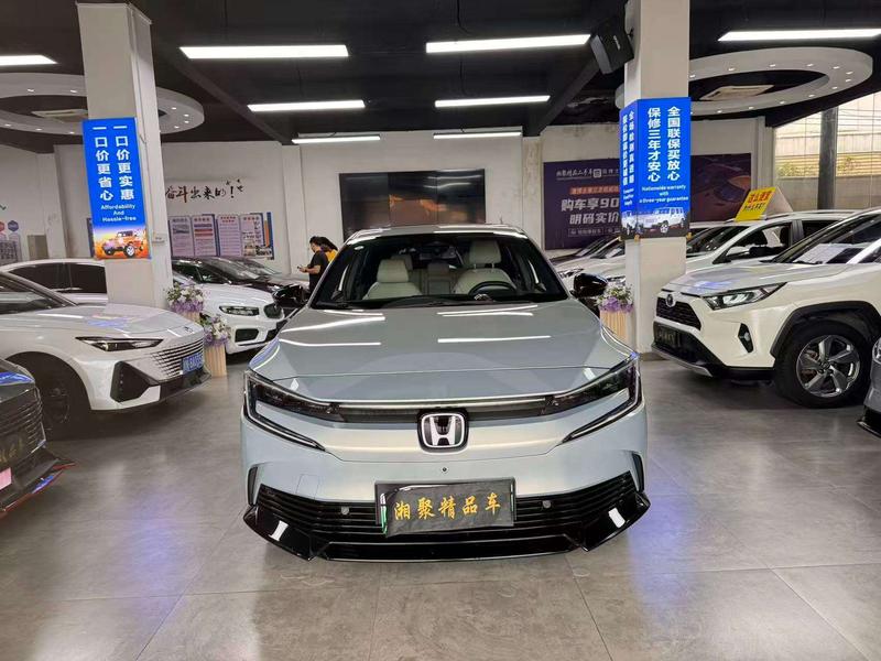 Honda e:NP2, 2025 — фото 2 из 12