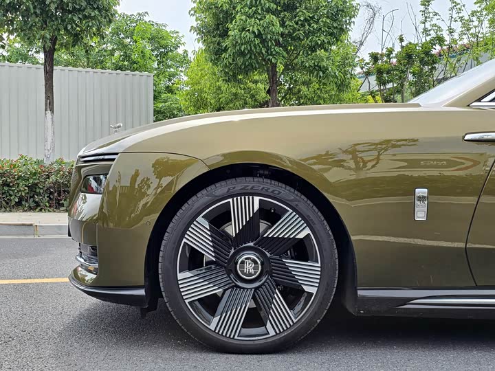 Rolls-Royce Spectre, 2025 — фото 5 из 9