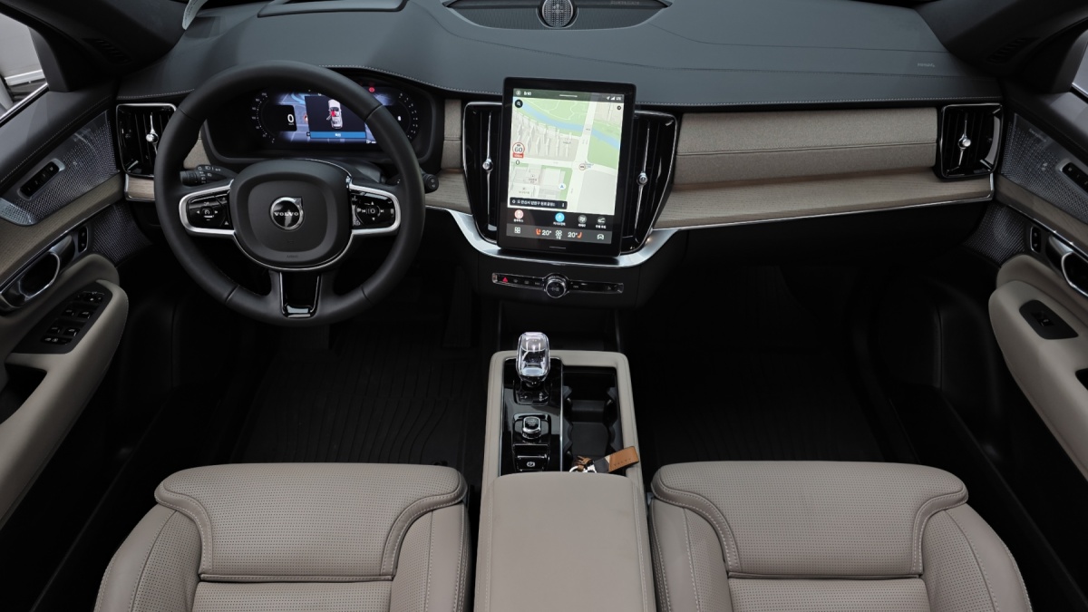 Volvo XC90, 2025 — фото 6 из 12