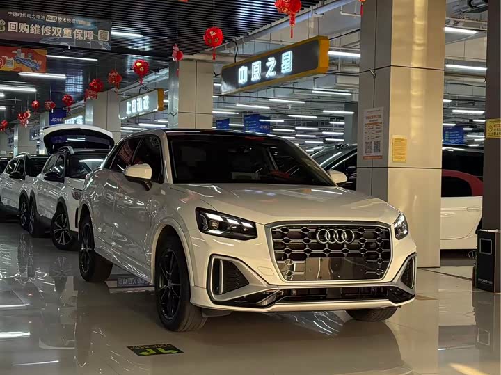 Audi Q2L, 2023 — фото 3 из 9