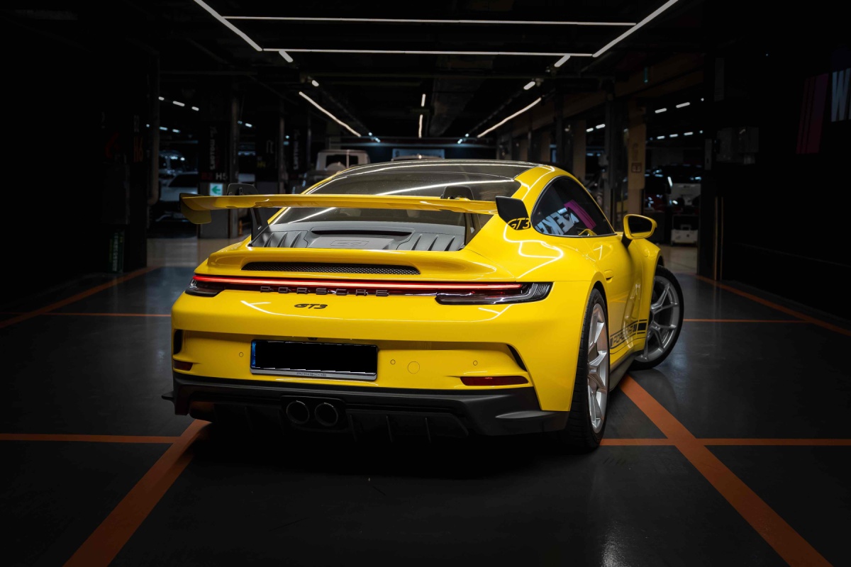 Porsche 911, 2022 — фото 4 из 7