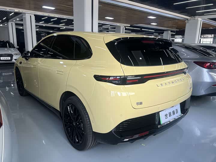 Leapmotor Lafa5, 2025 — фото 7 из 9