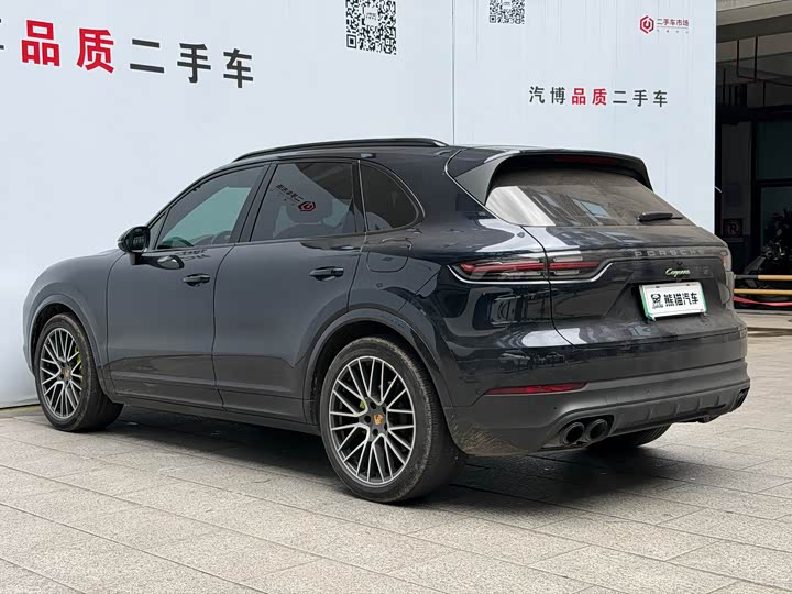 Porsche Cayenne Hybrid, 2021 — фото 7 из 9