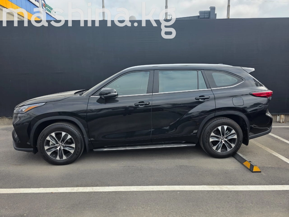 Toyota Highlander, 2023 — фото 8 из 8