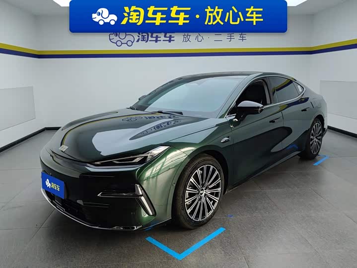 Geely Galaxy Starshine 8 EM-i, 2025 — купить в Липецке под ключ