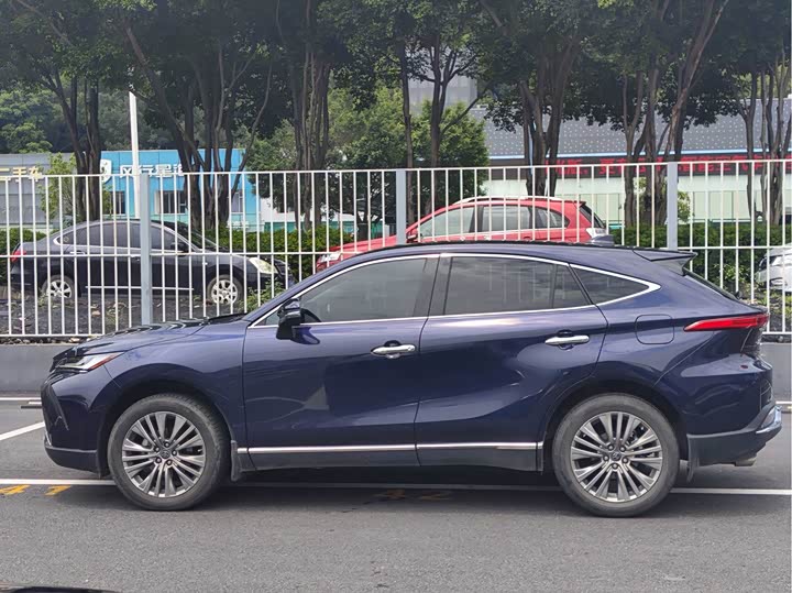 Toyota Harrier, 2022 — фото 4 из 9
