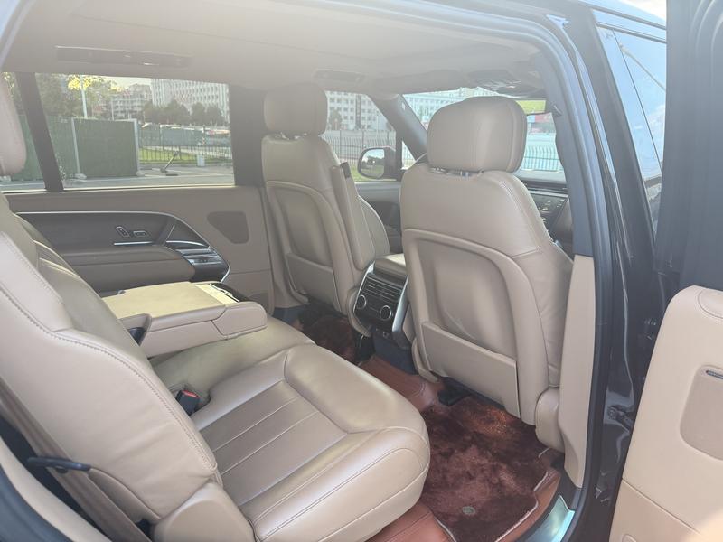 Land Rover Range Rover, 2023 — фото 10 из 11