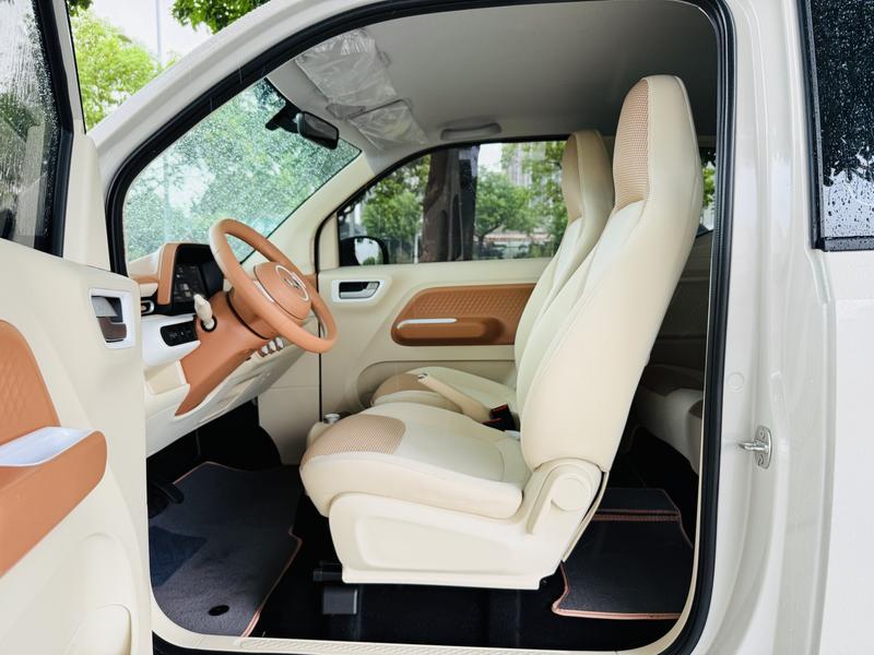 Wuling Mini EV, 2025 — фото 9 из 10