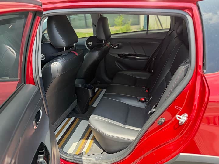Toyota Yaris L Hatchback, 2021 — фото 4 из 9